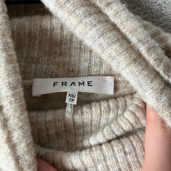 FRAME Swingy Turtleneck Sweater Oatmeal Small Padded Shoulder Alpaca Wool XS - Picture 7 of 7